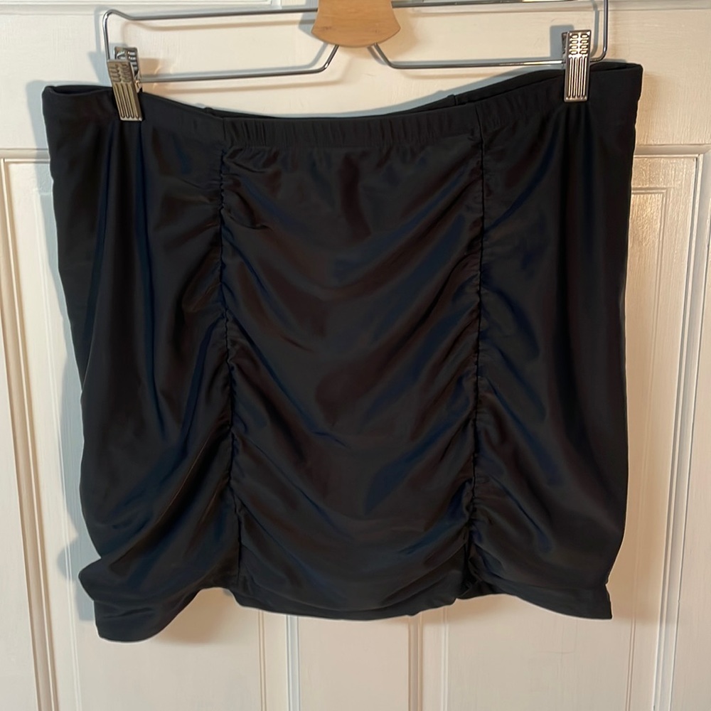 Torrid 2X swim skirt